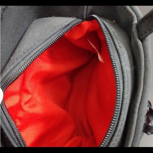 ❌SOLD❌Vintage 90s Corset Purse - Picture 3 of 3